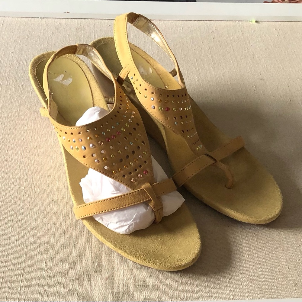 Anne Klein Coconut Brown Jeweled Wedge Heel Sandals Shoes